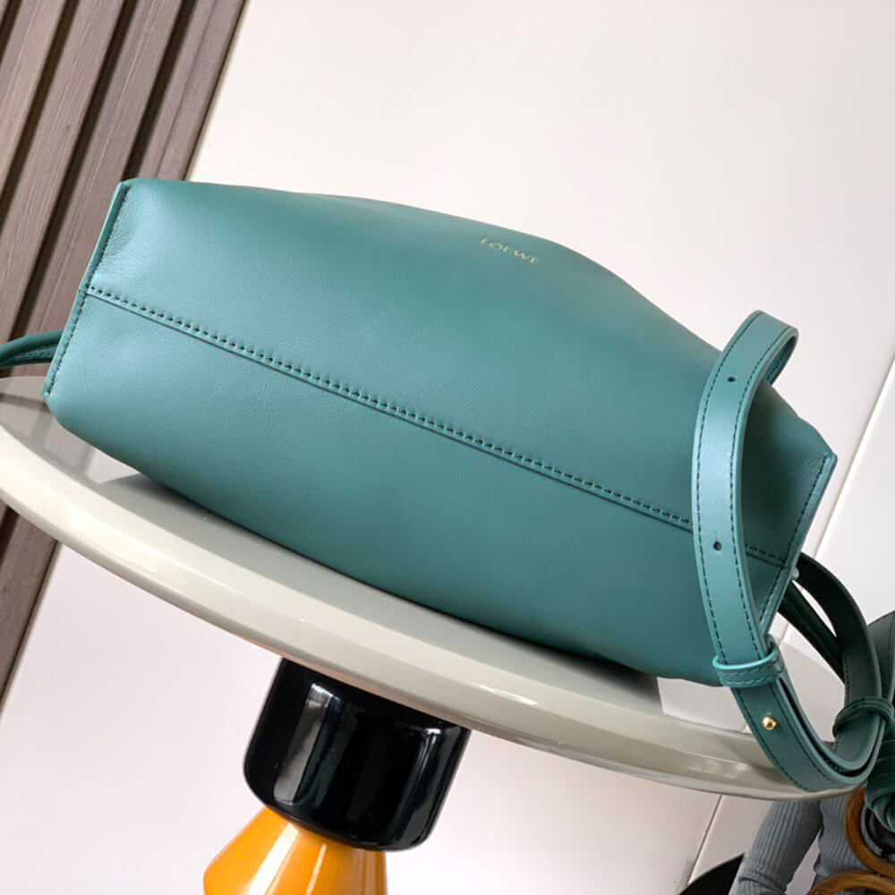 LOEWE Medium Flamenco clutch in nappa calfskin(HIGH-END GRADE)