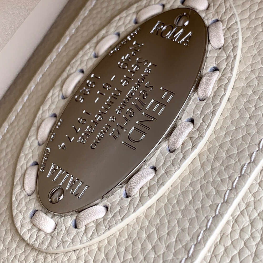 FENDI Peekaboo ISeeU Petite(high-end grade)