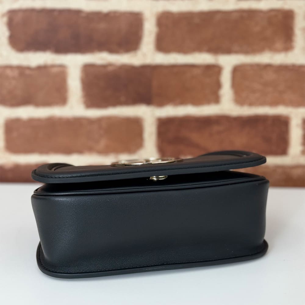 Gucci Blondie small shoulder bag