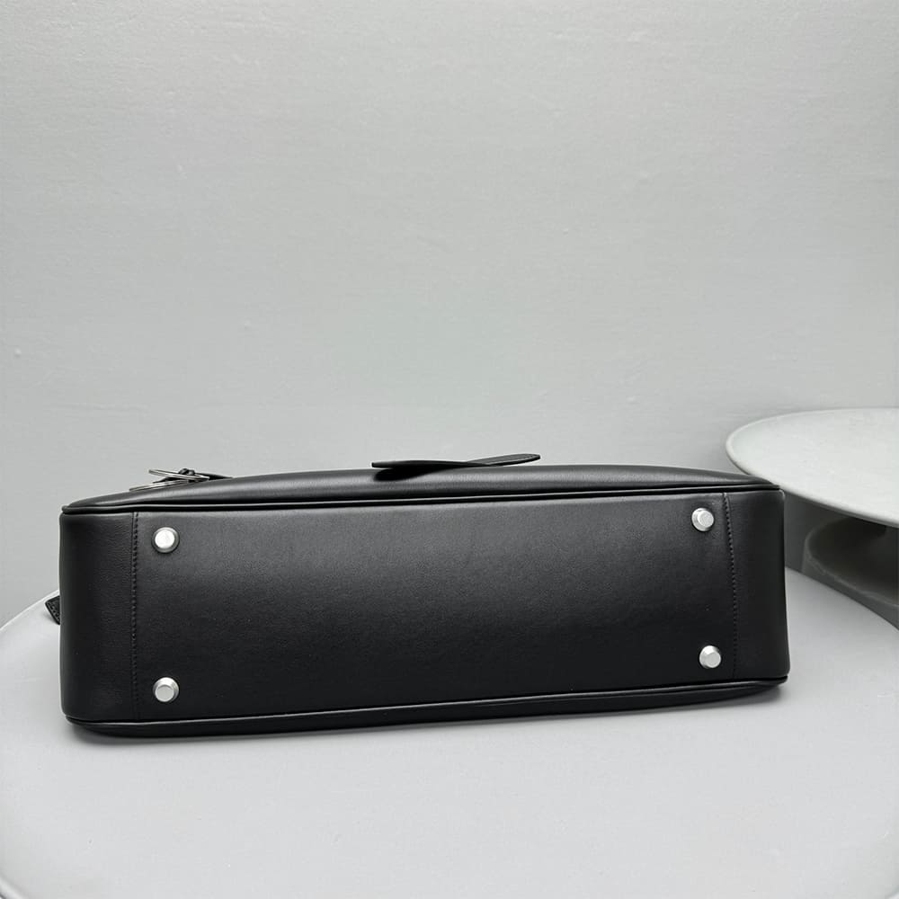 Balenciaga Women s Bel Air Shoulder Bag Medium(HIGH-END GRADE)