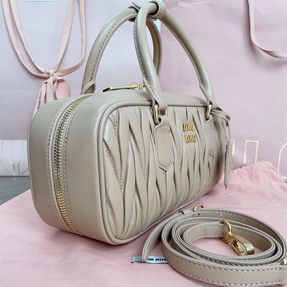 MIUMIU Large Arcadie matelasse nappa Bag(HIGH-END GRADE)
