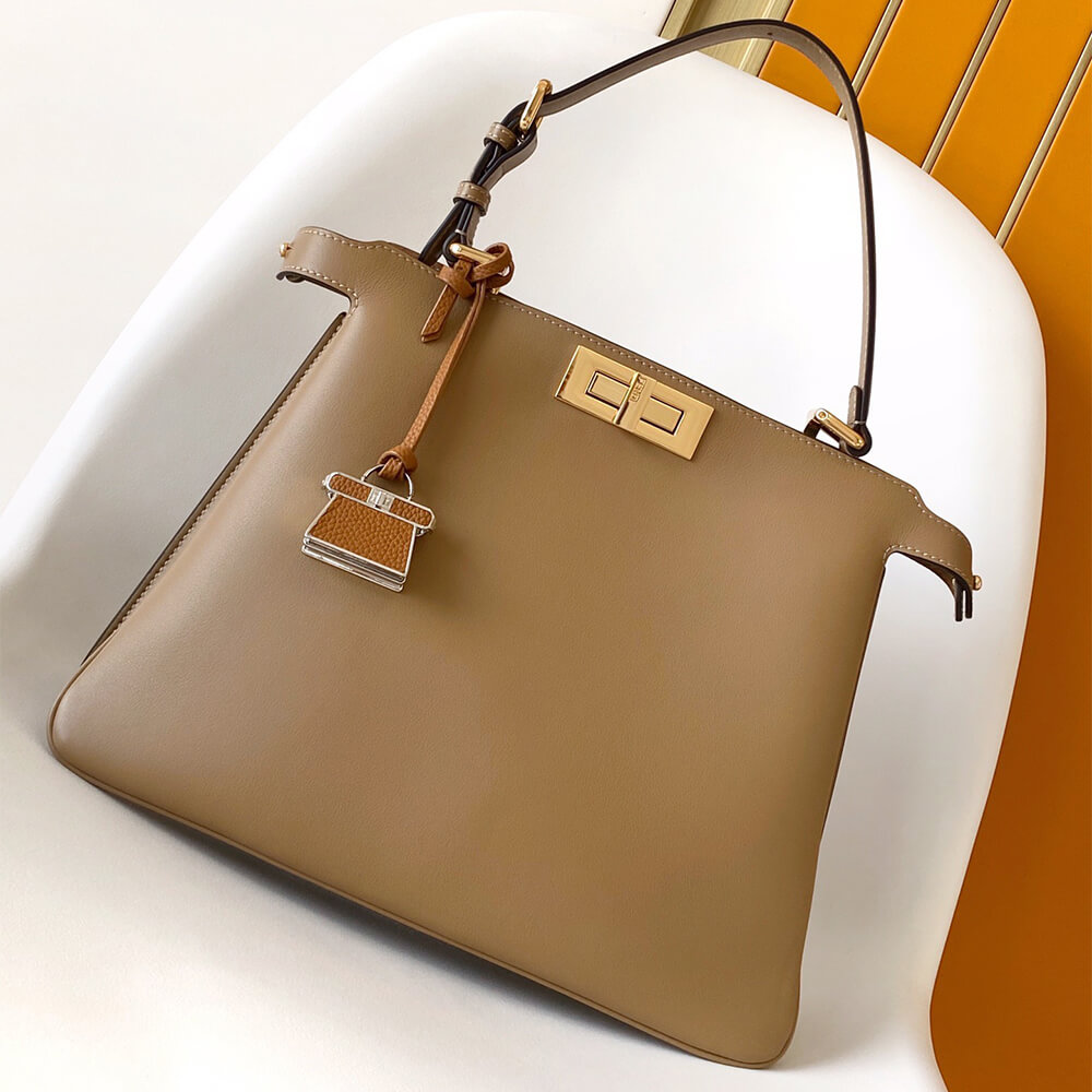 FENDI Peekaboo Soft Medium(HIGH-END GRADE)