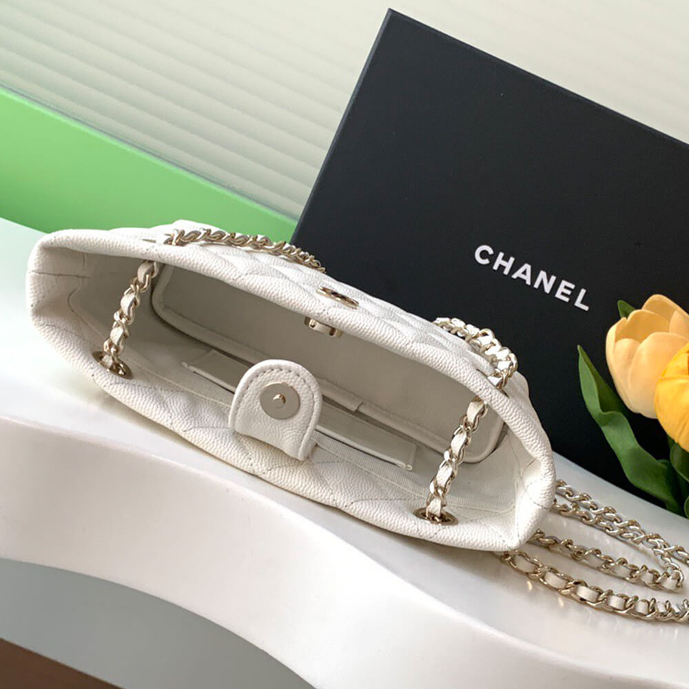Chanel Classic Clutch with Chain(HIGH-END GRADE)