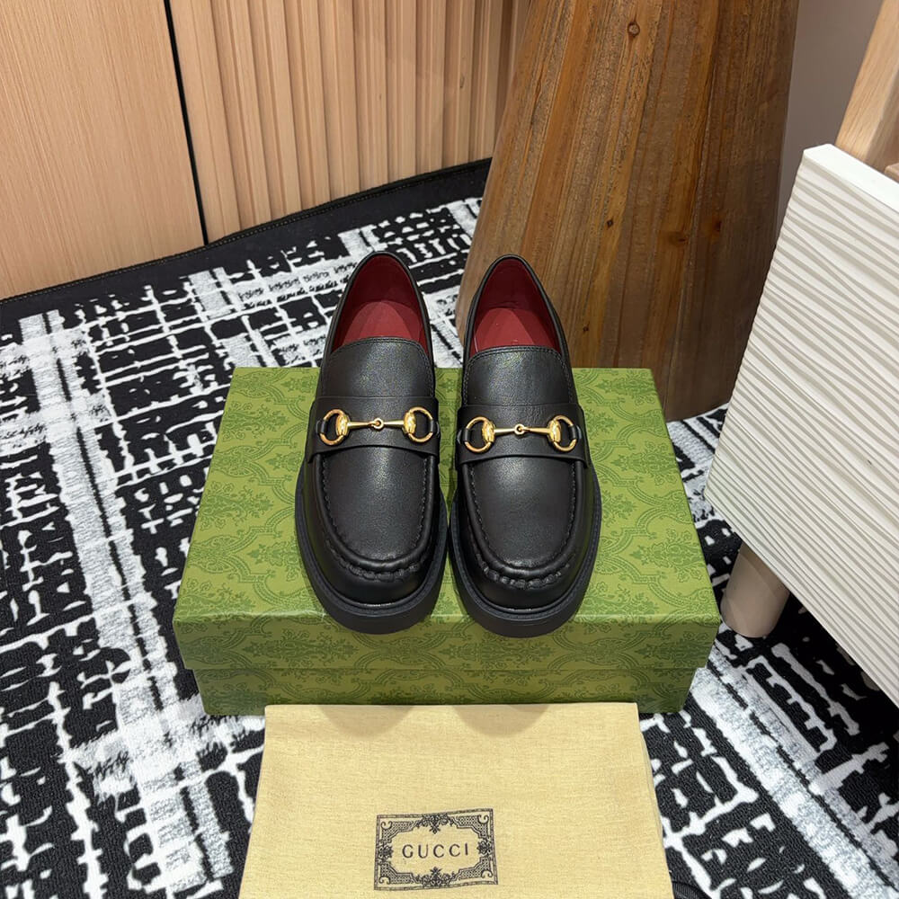 GUCCI Women s loafer with Horsebit