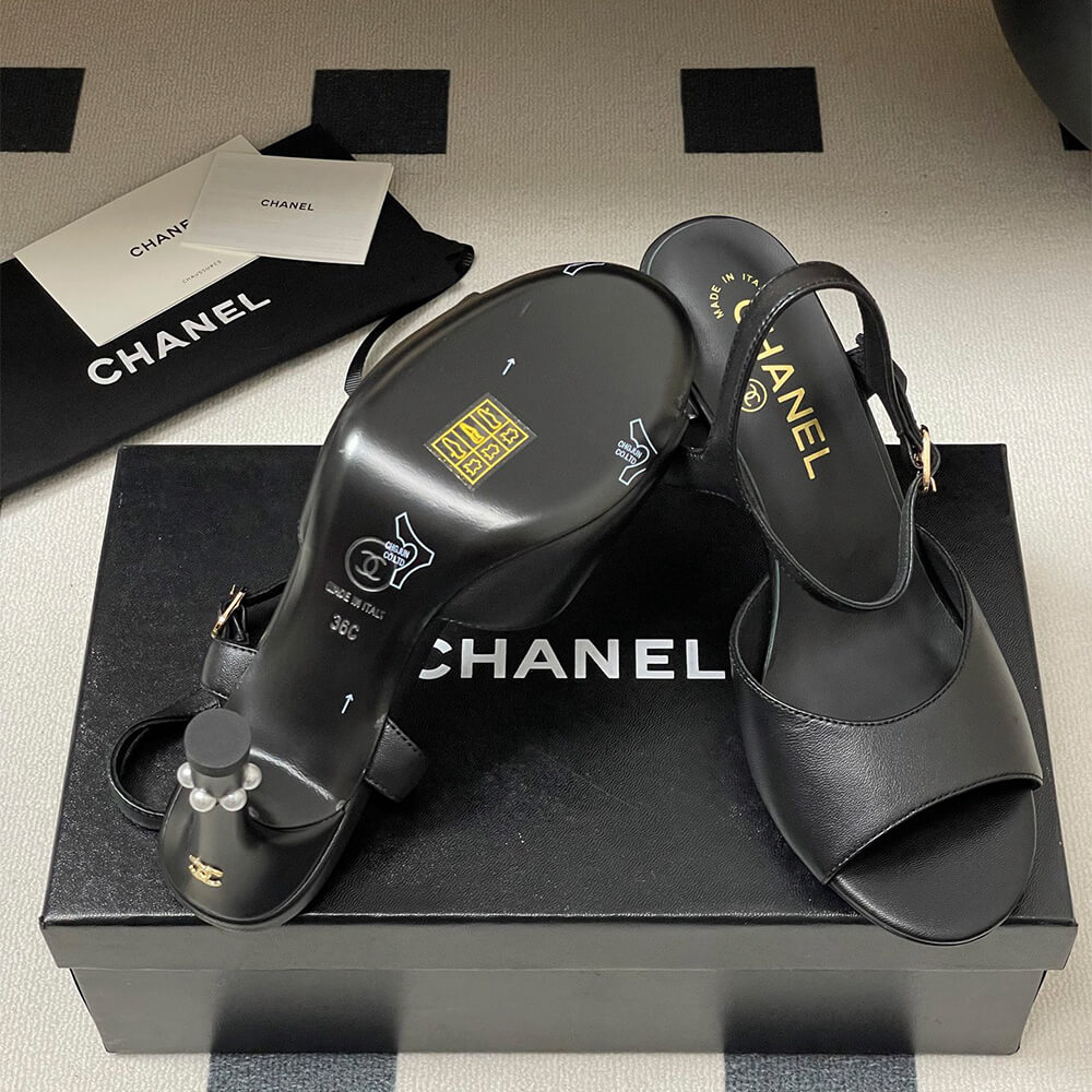 CHANEL Sandals
