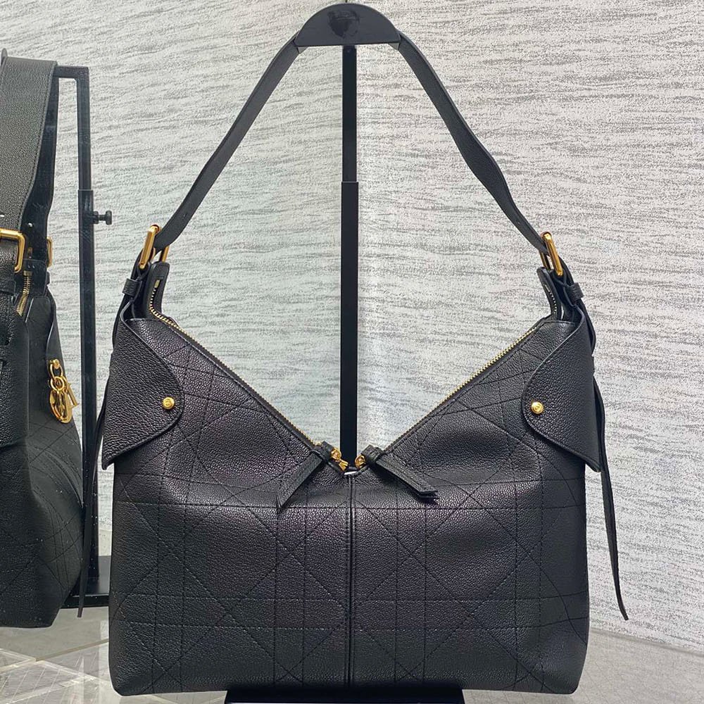 Dior Medium Dior Voyage Bag(HIGH-END GRADE)