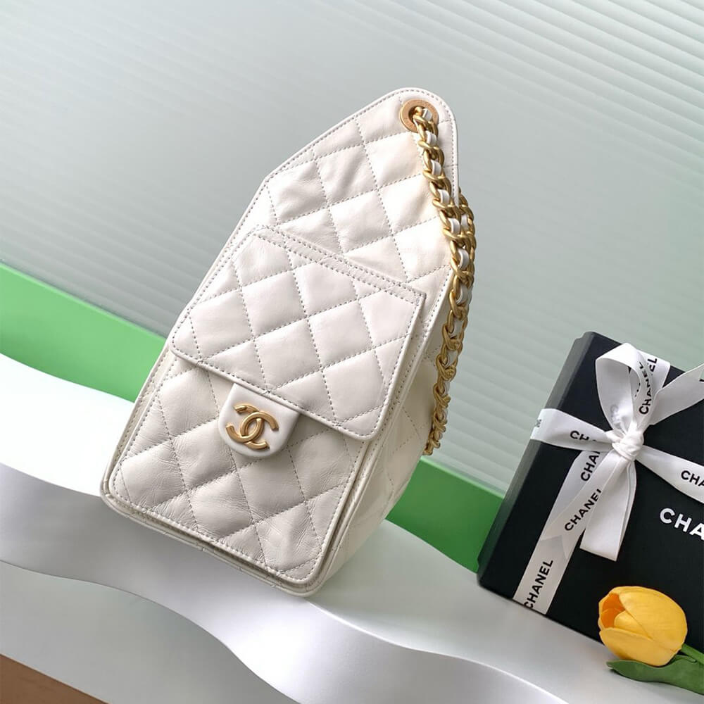 CHANEL 25 Small Handbag(high-end grade)
