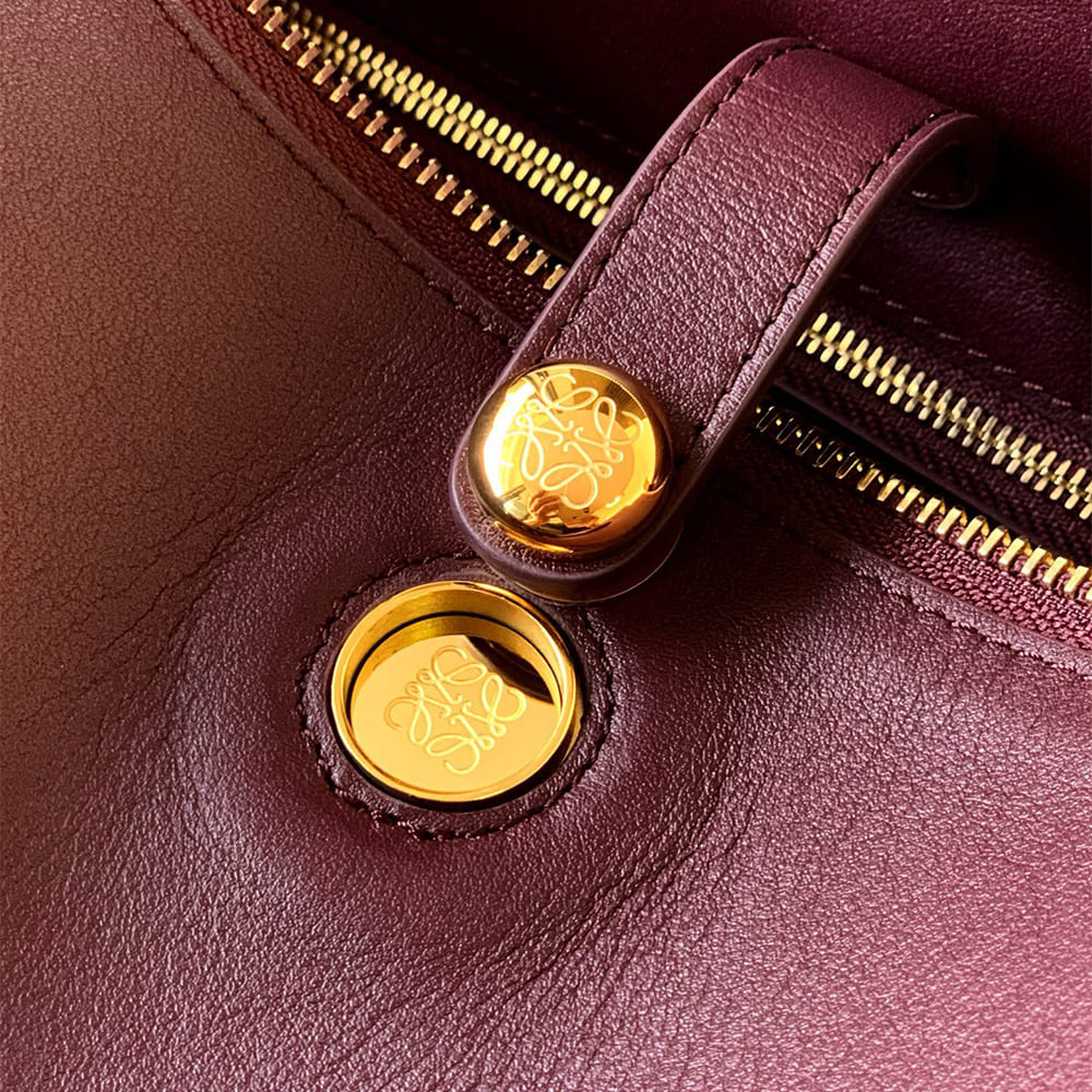 Loewe Medium Madrid bagin supple calfskin(HIGH-END GRADE)