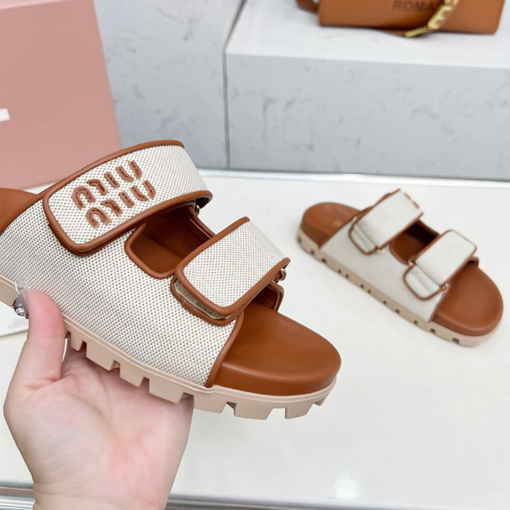 MiuMiu Canvas slides