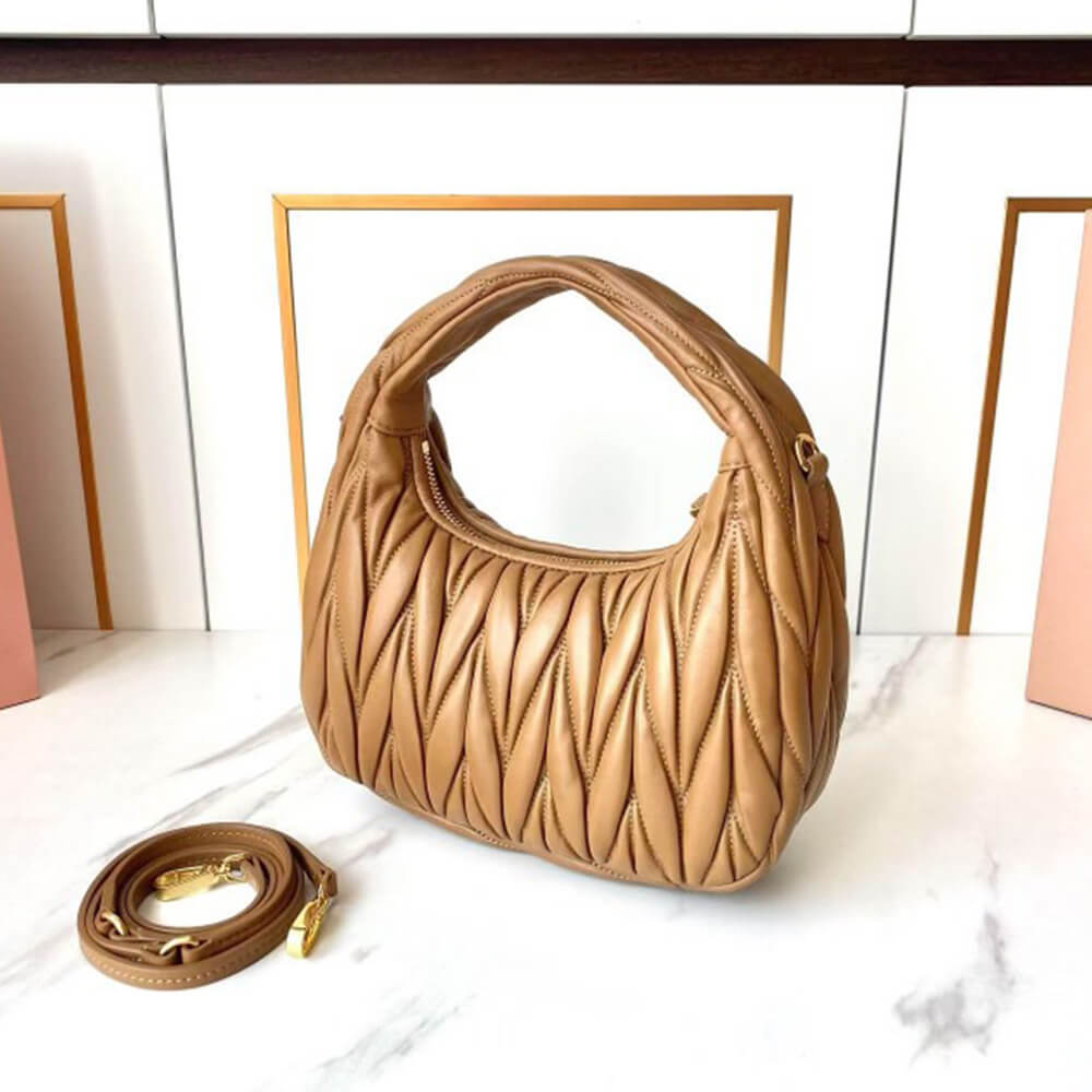 Small Wander matelasse nappa leather hobo bag(HIGH-END GRADE)