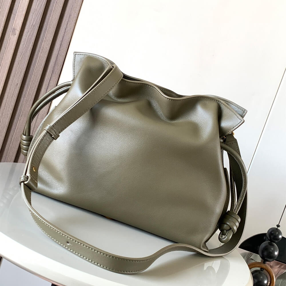 LOEWE Medium Flamenco clutch in nappa calfskin(HIGH-END GRADE)