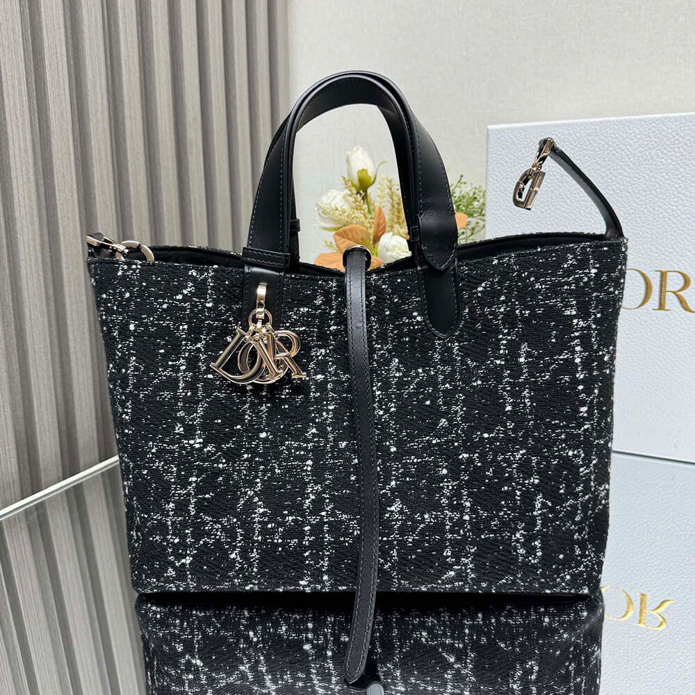 Medium Dior Toujours Bag